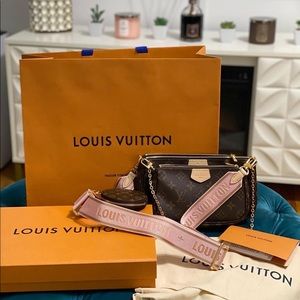 Louie Vuitton multi pochette
